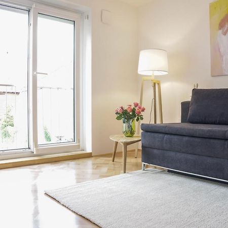 Bright Apartment Любляна Экстерьер фото
