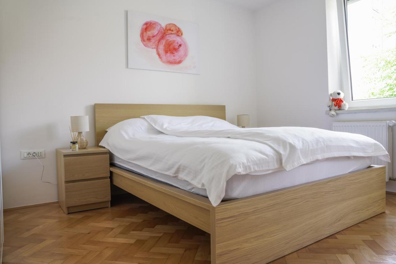 Bright Apartment Любляна Экстерьер фото