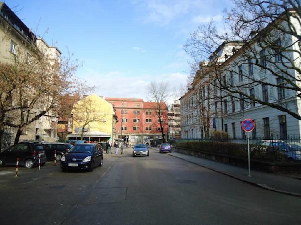 Bright Apartment Любляна Экстерьер фото